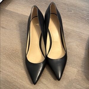 Elegant Black Women's Pumps